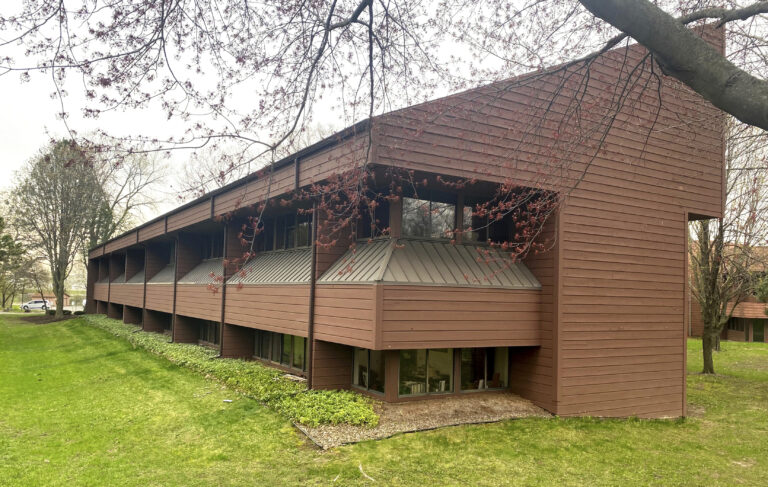 Arson investigators probe into fire at Wisconsin anti-abortion office