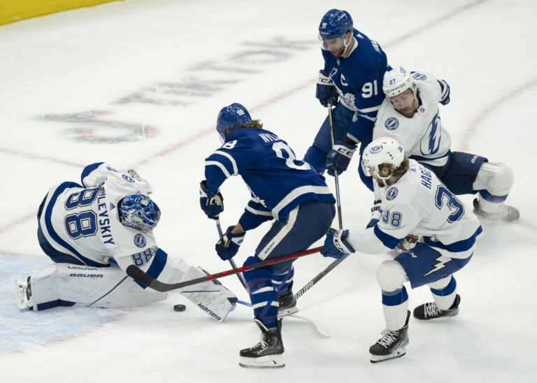 Lightning head back to Tampa one loss away from elimination after 4-3 loss to Toronto Maple Leafs