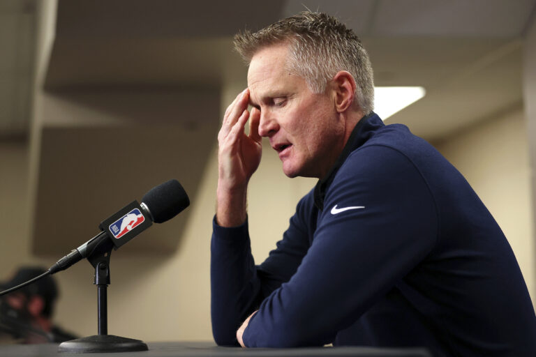 ‘It’s pathetic’: NBA coach Steve Kerr rails against U.S. senators for inaction on gun violence