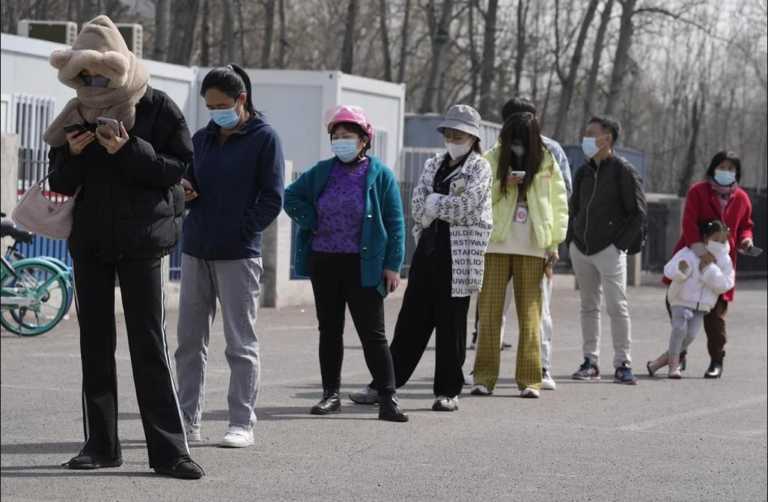 Beijing residents return to work as China doubles down on ‘zero-COVID’ policy 
