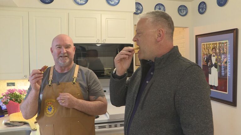 What’s nostalgia worth? B.C. men make $600 pizza order from Windsor, Ont.