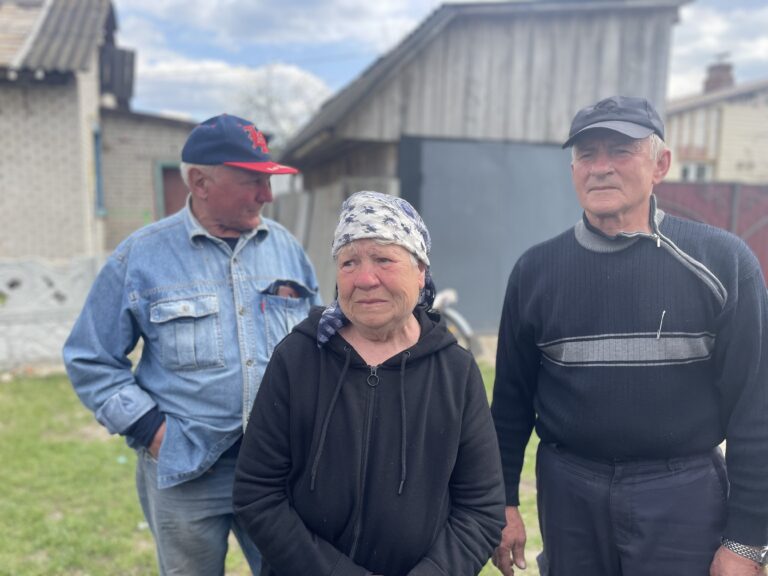 In ruined Ukrainian village, stranded elderly residents are all who remain