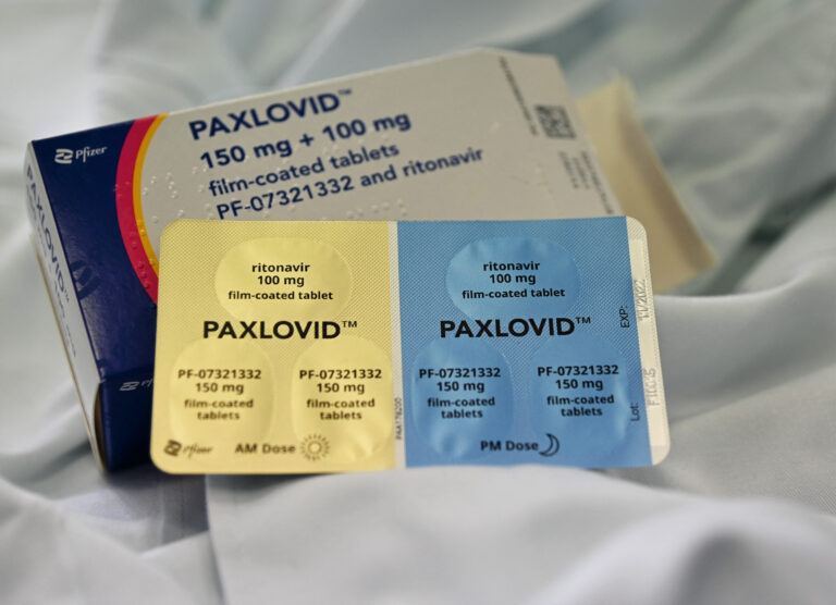 U.S. doctors reconsider use of Pfizer’s COVID-19 pill for lower-risk patients