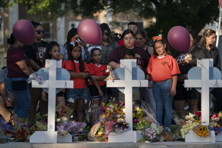 Texas school shooting police response faces scrutiny. Here’s how the day unfolded
