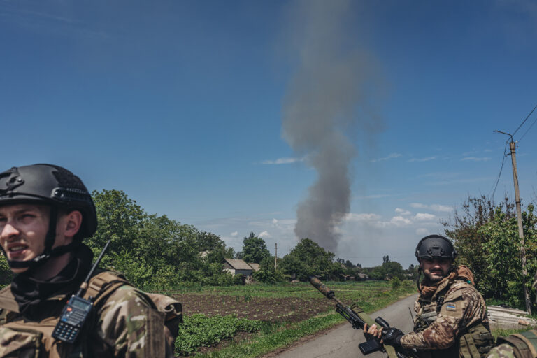 Russian troops trying to cut off Ukrainian forces in Donbas as fighting rages on