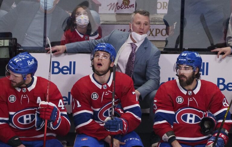 Montreal Canadiens sign coach Martin St-Louis to 3-year extension