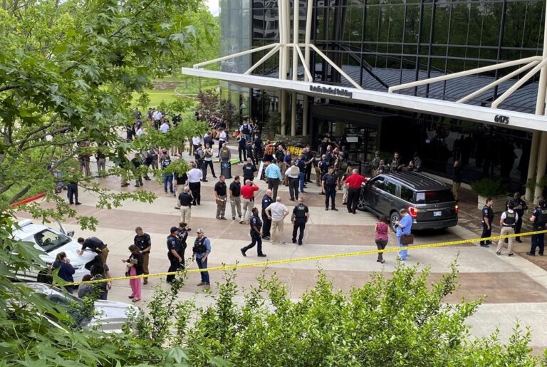 Tulsa gunman targeted doctor he blamed for pain, police say