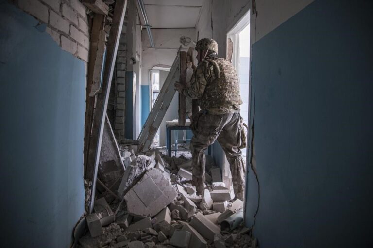 Putin compares himself to monarch, sends foreign fighters to death for defending Ukraine