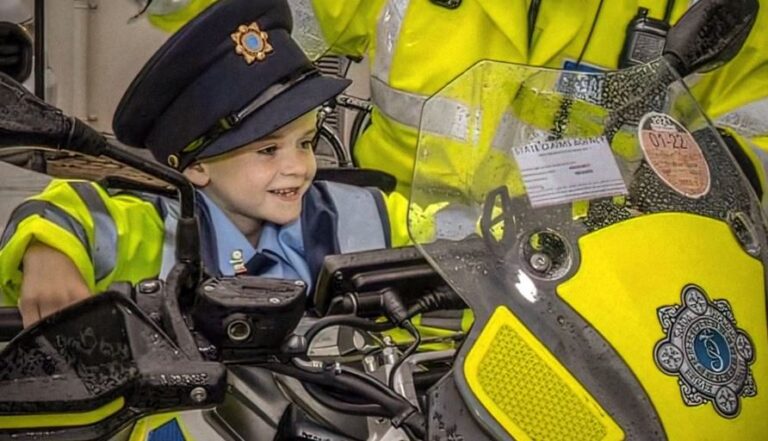 7-year-old Irish boy with terminal cancer becomes honorary member of North Shore Rescue