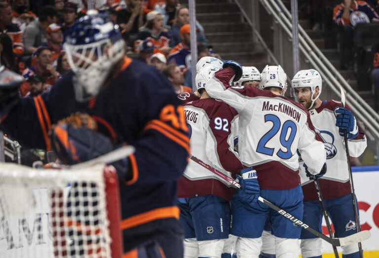 Edmonton Oilers trying to avoid being swept in West Final