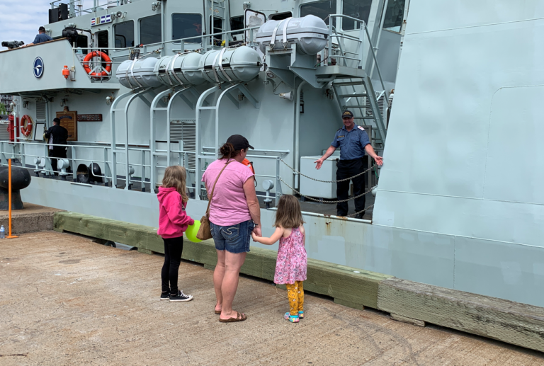 Ships depart Halifax on NATO mission to demine North Atlantic, Baltic Sea