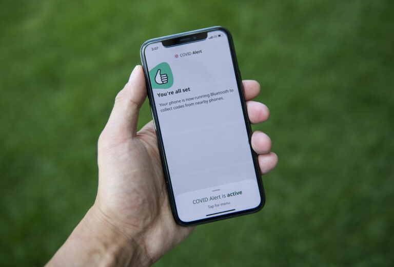 Ottawa shuts down COVID Alert app with pandemic easing in Canada