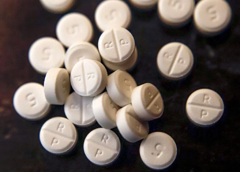 U.S. judge rules in favour of 3 drug distributors in West Virginia opioid lawsuit