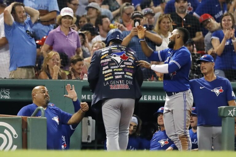 Blue Jays’ Tapia hits inside-the-park grand slam vs Red Sox