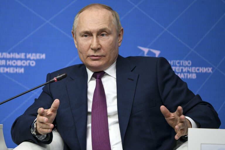 Putin casts doubts on Europe gas flows, questions quality of turbines returned by Canada