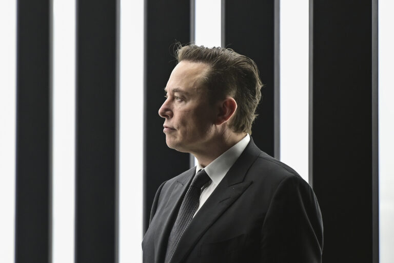 Twitter, Elon Musk lawsuit set for Oct. 17 court date