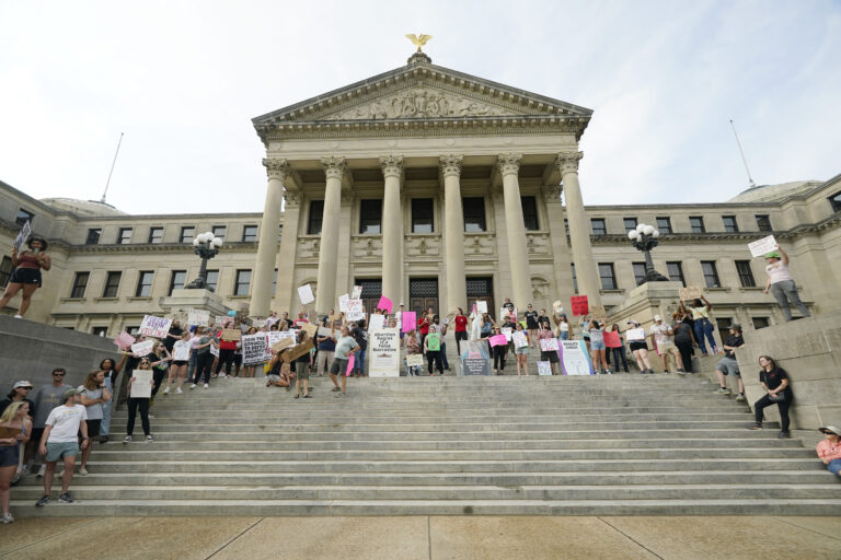 U.S. states struggle with conflicting abortions bans in post Roe V. Wade world