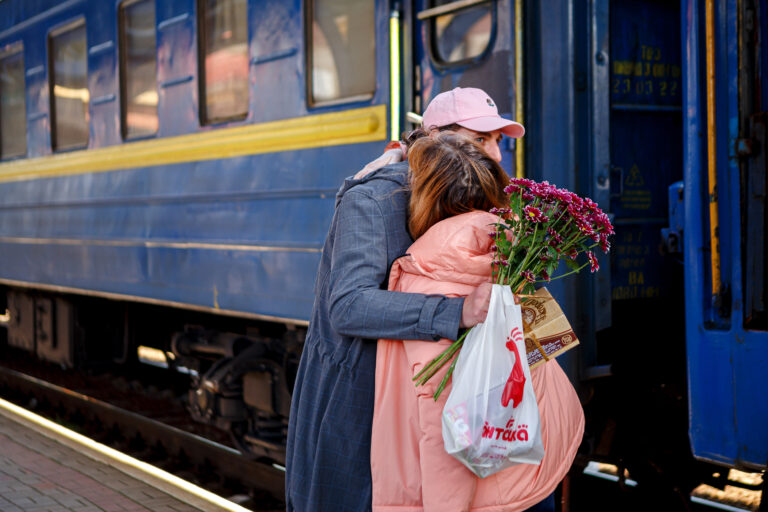 Ukrainian migrants may face barriers in accessing primary care, experts say