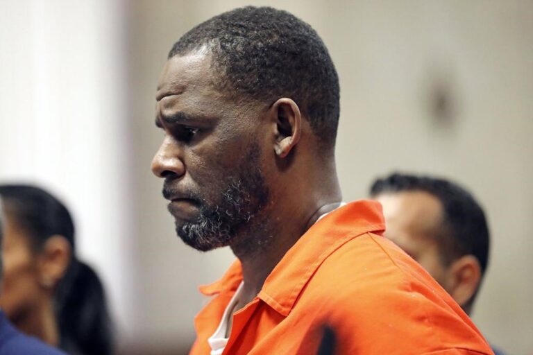 R Kelly accuser to testify on trial fixing charge