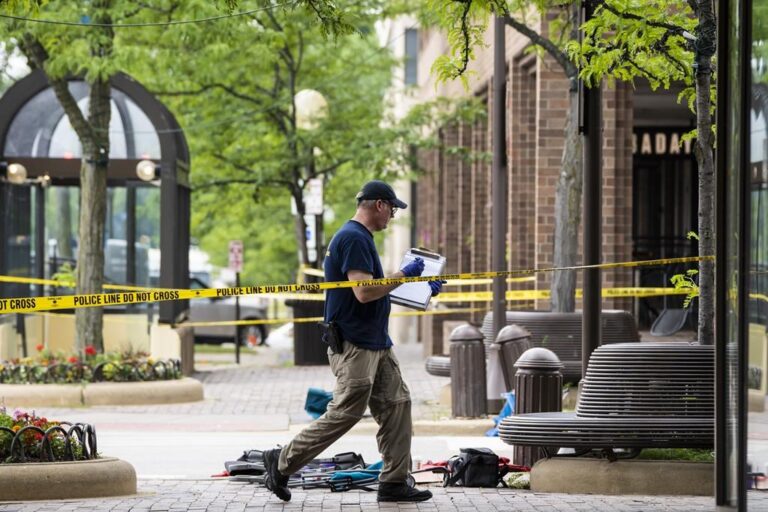 Man accused of killing 7 in Chicago-area July 4th parade shooting pleads not guilty