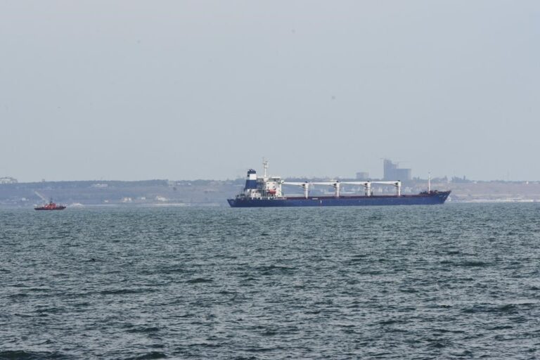 1st shipment of Ukrainian grain since Russian invasion departs Odesa port