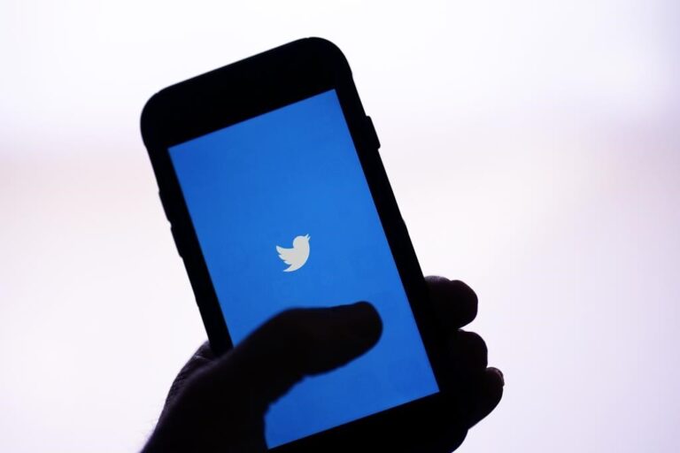Twitter admits breach that exposed account owners worldwide