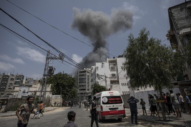 Cease fire takes effect between Palestine and Israel in Gaza