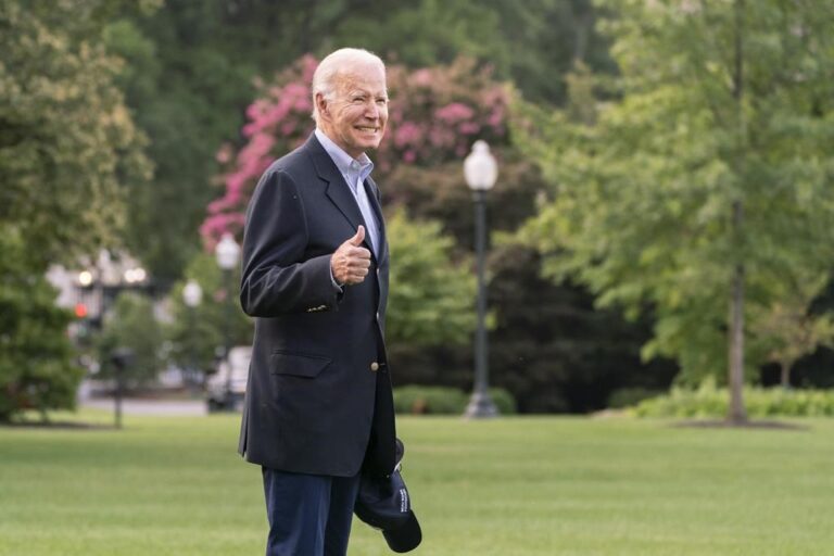 U.S. President Biden leaves White House for 1st time since getting COVID