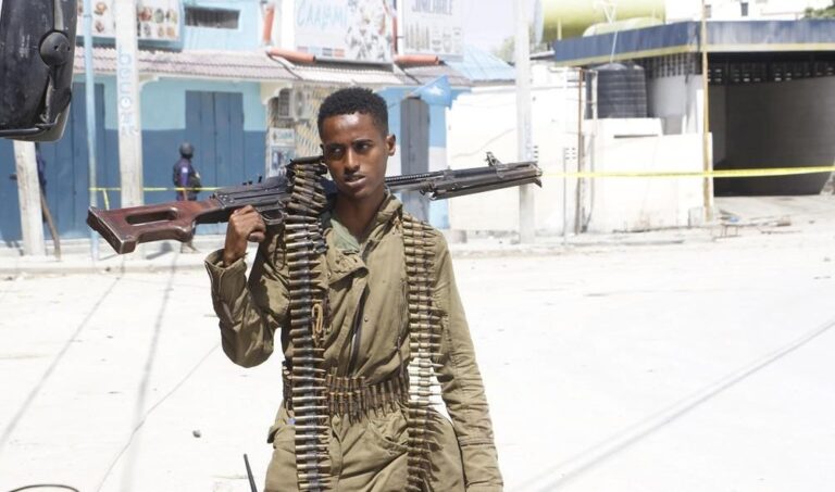 At least 20 dead, 40 injured as Somalia hotel siege enters 2nd day