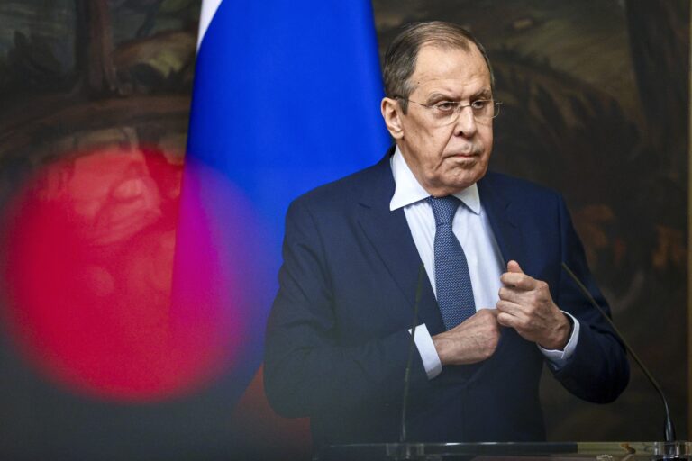 Canada disrupts attempt to export banned materials to Russia