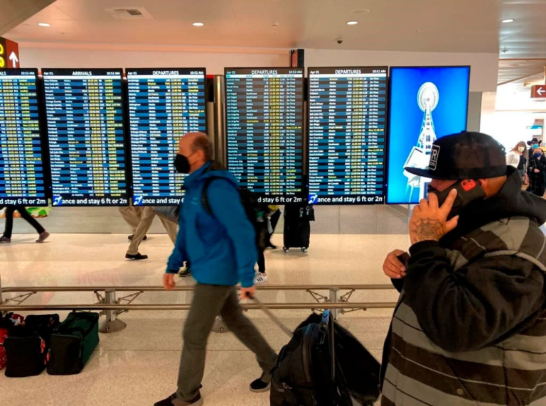 U.S. airfares are coming down, and at a faster clip: government report