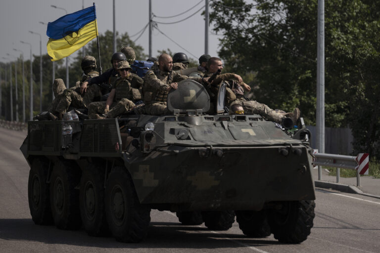 Ukraine war: Southern counter-offensive against Russia has begun, military says