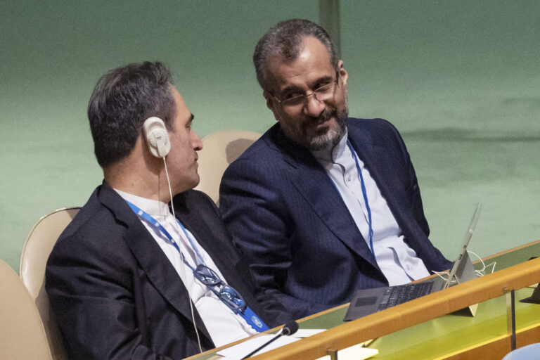Iran nuclear issue discussed by leaders of U.S., Britain, France, Germany