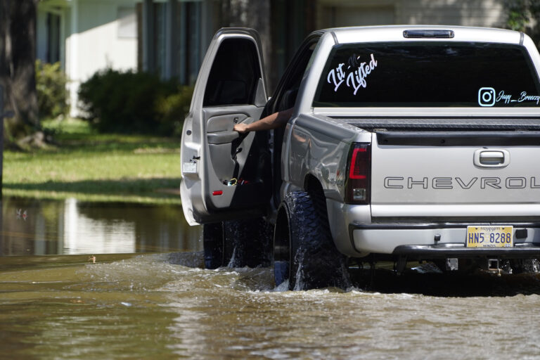 Mississippi’s capital city braces for forecasted flooding
