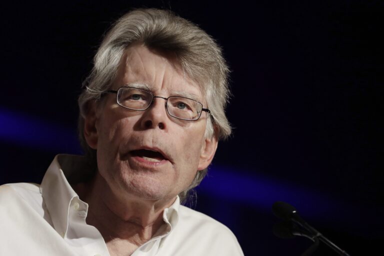 Stephen King among trial witnesses set to raise fears over publisher merger