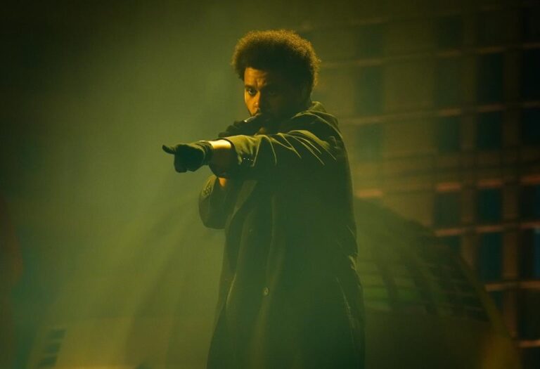 The Weeknd ends sold-out show in California mid-performance after losing voice