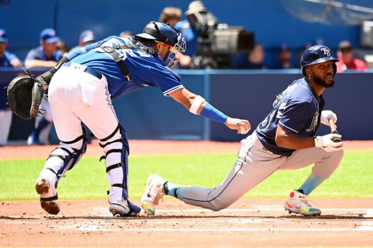 Blue Jays make roster moves ahead of series finale