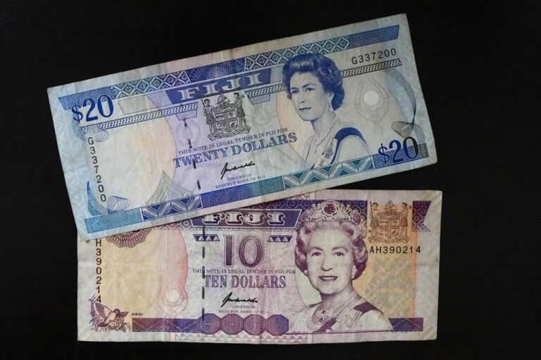 Queen Elizabeth II death: A look at what’s next for currencies worldwide