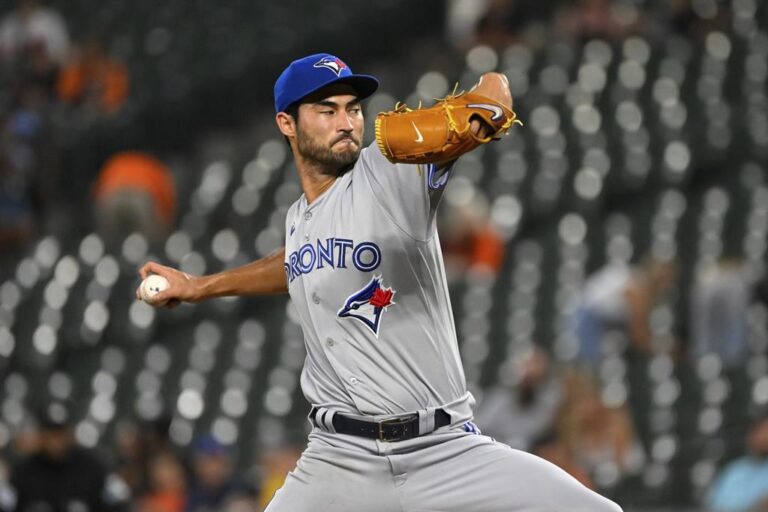 Blue Jays recall White, option Griffin