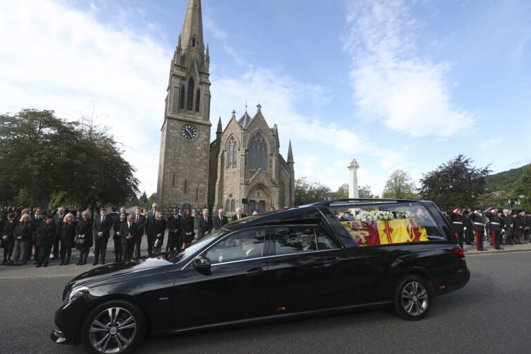 Queen Elizabeth II death: Coffin makes journey through Scotland, arrives in Edinburgh