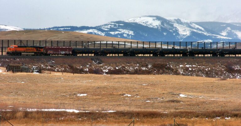 U.S. judge restores oil drilling lease on land sacred to Canada’s Blackfoot tribes