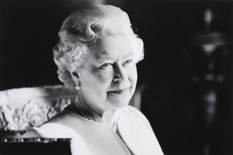 The story behind the portrait used to announce Queen Elizabeth II’s death