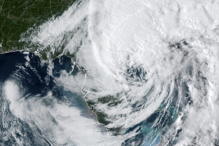 Ian regains hurricane strength as storm moves towards Carolinas