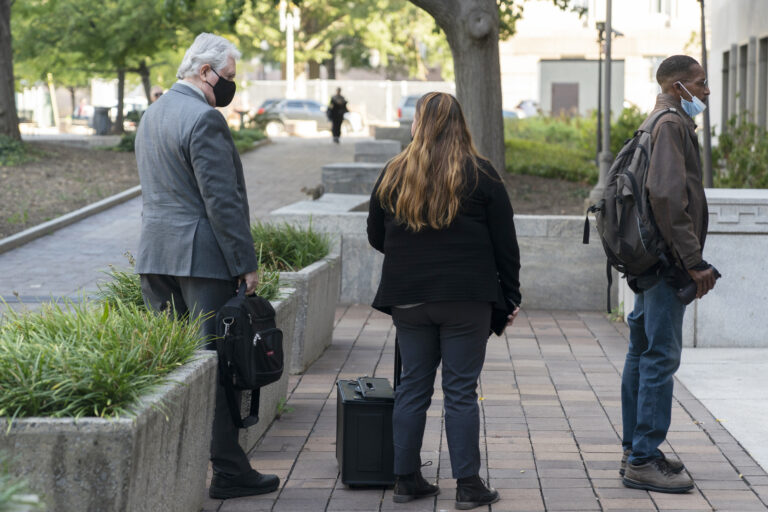 Jan. 6 riot: Jury selected in 1st seditious conspiracy trial against Oath Keepers