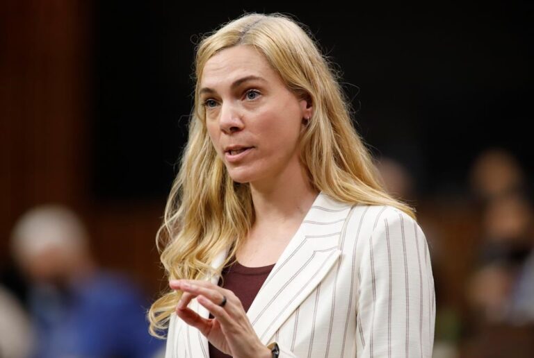 Sport minister says Hockey Canada lacks transparency, needs new leadership