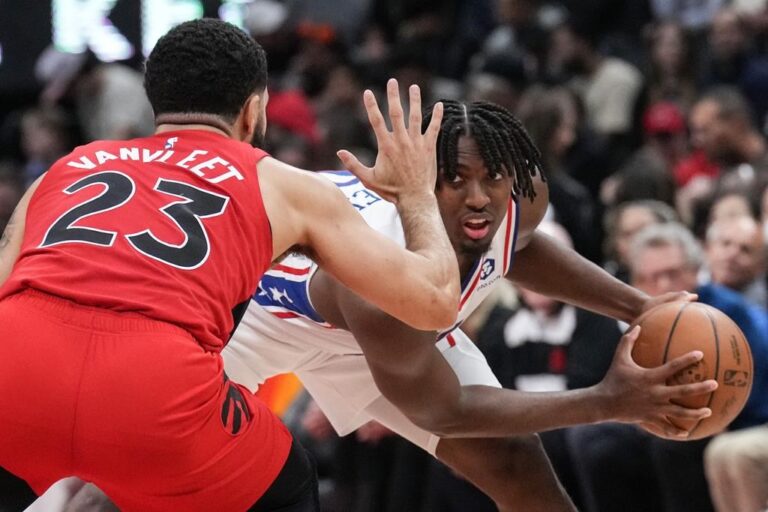 Maxey dominant as Sixers rout Raptors 112-90