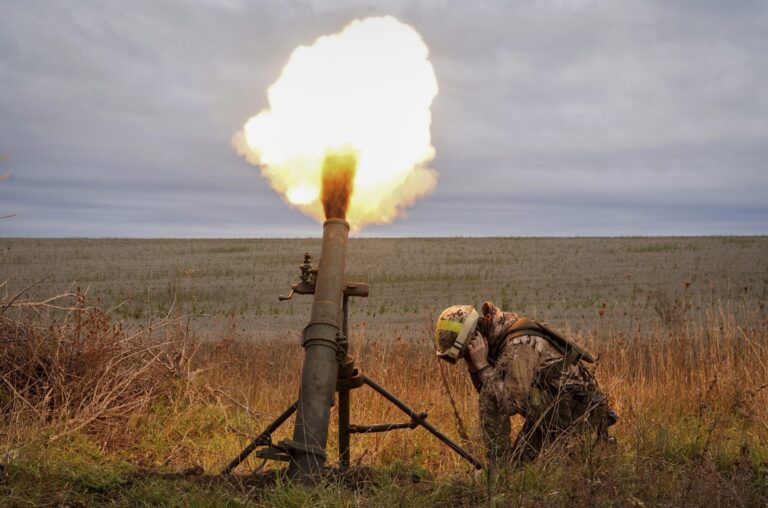 Ukraine warns ‘heaviest of battles’ to be waged in Kherson as Russia digs in