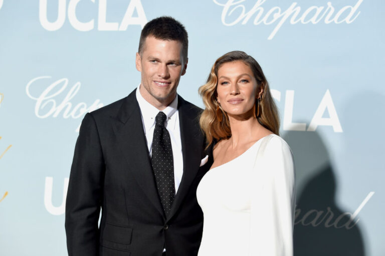 Tom Brady and Gisele Bündchen file for divorce