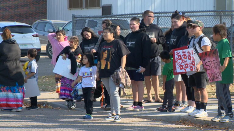 Saskatoon youth organize a community walk in honour of Brandon Applegate