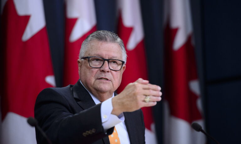 Canada won’t scrap trade talks with U.K. over Irish border concerns: Ralph Goodale